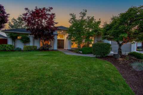 222 Prairie Landing Drive, Eagle Point, OR 97524