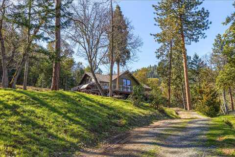 1801 Wagon Trail Drive, Jacksonville, OR 97530