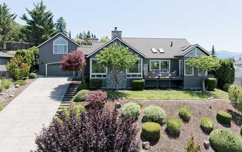 4132 Tamarack Drive, Medford, OR 97504