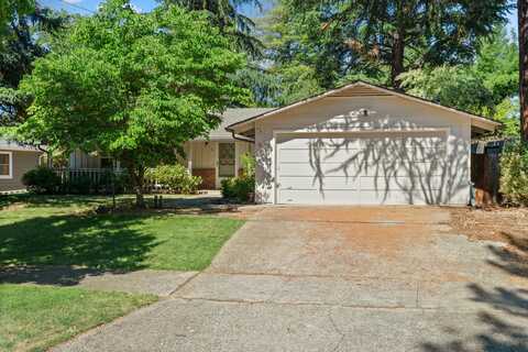 34 S Keene Way Drive, Medford, OR 97504