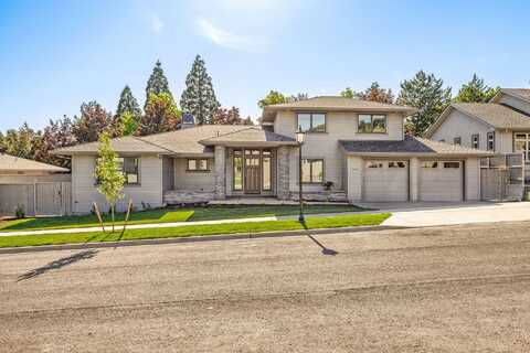 534 Autumn Hills Drive, Medford, OR 97504
