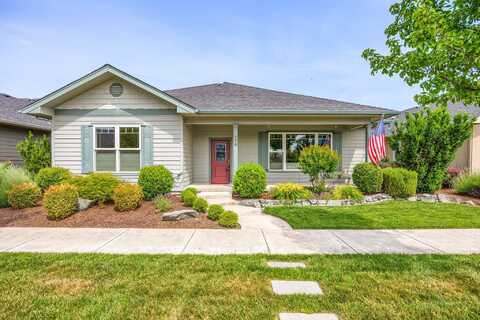434 Bridge Creek Drive, Central Point, OR 97502