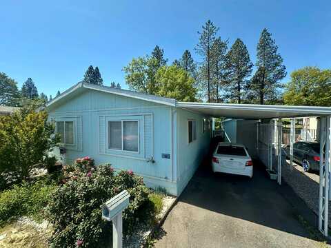 22071 Hwy 62, Shady Cove, OR 97539