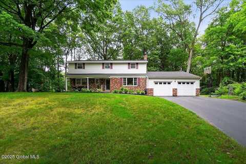 5 Pine Crest, Malta, NY 12019