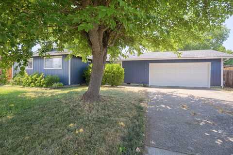 2514 Carr Street, White City, OR 97503