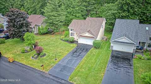 28 Woodthrush Court, Milton, NY 12020