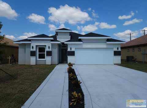 108 Escandon Ave., Rancho Viejo, TX 78575