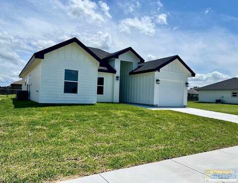 8713 Swan Lake Dr., Harlingen, TX 78552
