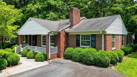 1088 Golf Course Road, Halifax, VA 24558