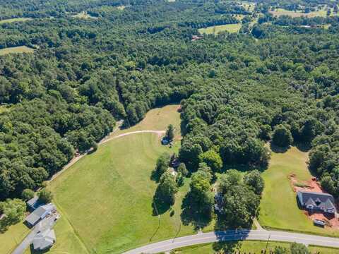 8730 New Cut Road, Campobello, SC 29322