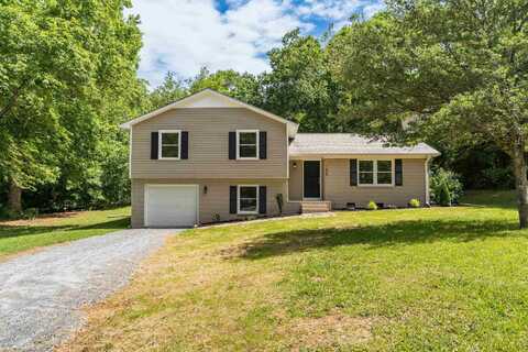 1635 Riveroak Road, Inman, SC 29349