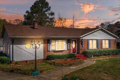 109 Pinewood Avenue, Clinton, SC 29325