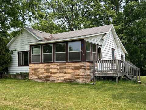 13063 S Shaftsburg, Perry, MI 48872