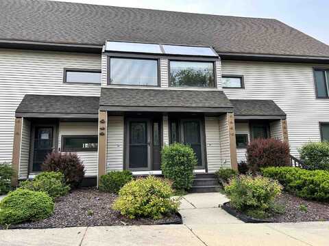 1444 Treetop, Okemos, MI 48864