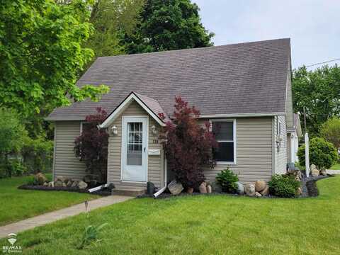 739 Lingle, Owosso, MI 48867