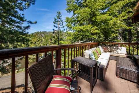 223 Ski Court, Stateline, NV 89449