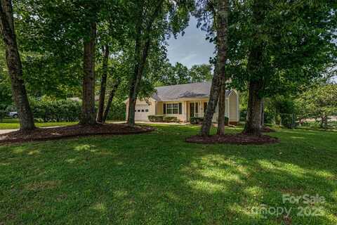 1801 Teddington Drive, Charlotte, NC 28214