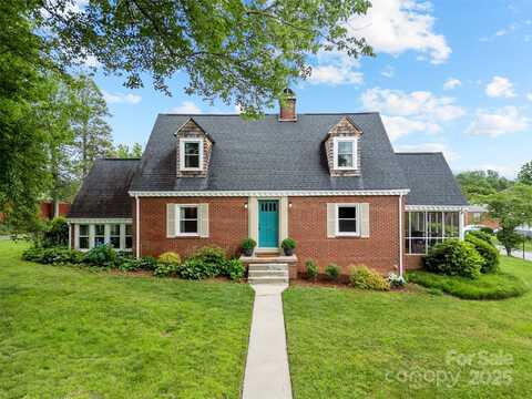 179 N Country Club Road, Brevard, NC 28712