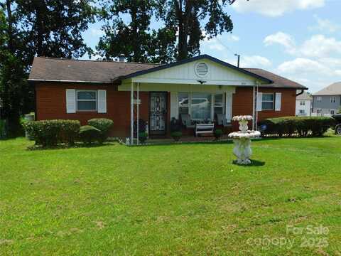 814 Aileen Circle, Pineville, NC 28134