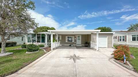 818 Sutton St, Lady Lake, FL 32159