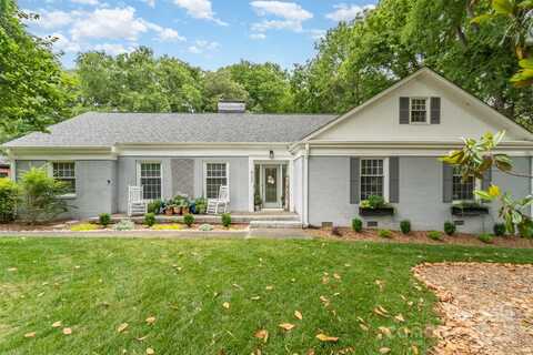 827 Ashwyn Drive, Charlotte, NC 28211