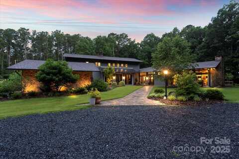 307 E Allenton Street, Mount Gilead, NC 27306