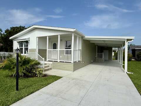 7419 Flowering Tree Circle, Groveland, FL 34736