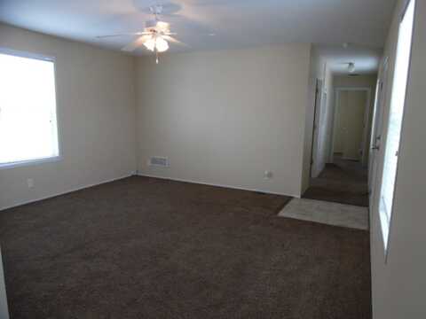 308 Red Oak Drive, Coopersville, MI 49404