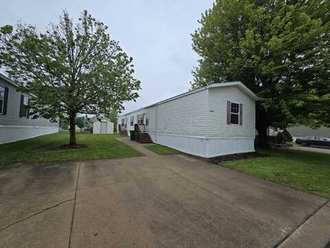 38749 Cherokee Dr, Romulus, MI 48174