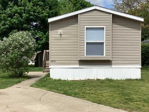 2922 Woodsage, Elkhart, IN 46514