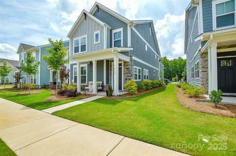 10209 Mamillion Drive, Huntersville, NC 28078
