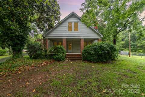520 Eastwood Park Circle, Albemarle, NC 28001