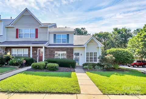 5980 Cougar Lane, Charlotte, NC 28269