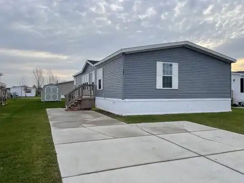 7204 East Grand River Avenue #287, Portland, MI 48875