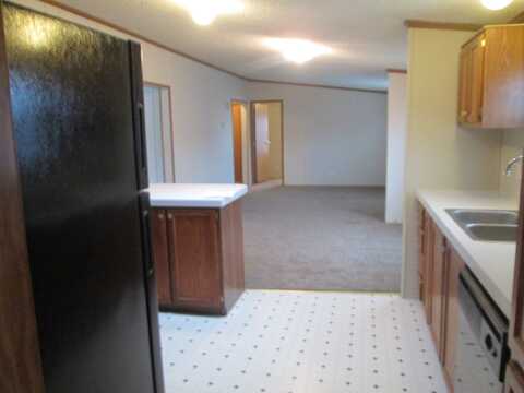 43669 Eureka Dr, Clinton, MI 48036