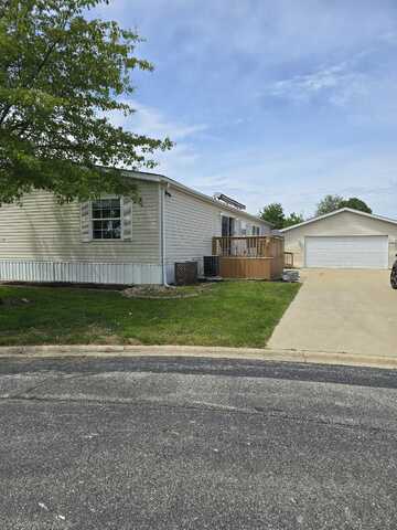 1077 Cherry Street, Manteno, IL 60950