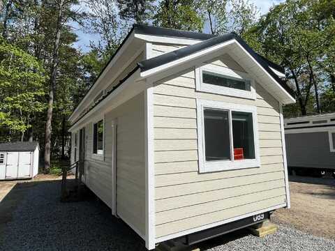 179 Saco Avenue, Old Orchard Beach, ME 04064