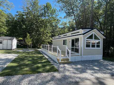 179 Saco Avenue, Old Orchard Beach, ME 04064