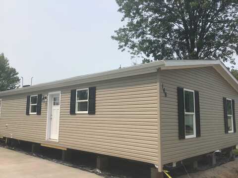 166 Debaar Dr, Kentwood, MI 49548