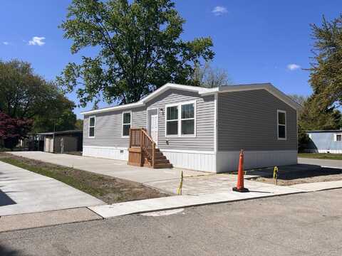 317 East Hillsdale, Holland, OH 43528