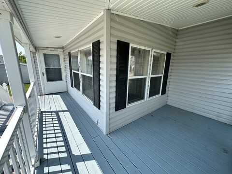 19459 Homestead Lane, Gibraltar, MI 48173