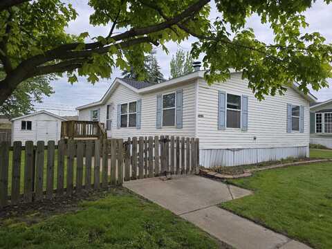 6944 Carson Dr, Romulus, MI 48174