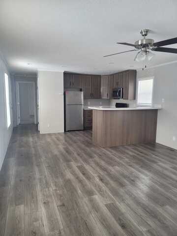 2621 Cleveland Ct, Hudsonville, MI 49426