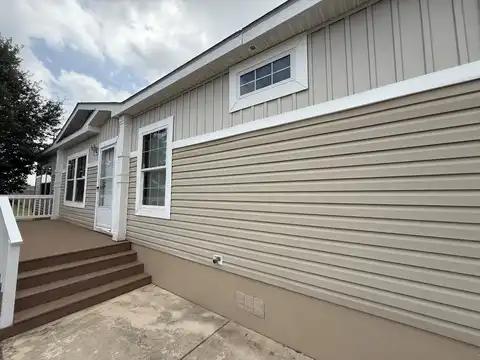 7615 Golfball Drive, San Antonio, TX 78244