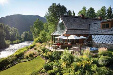 450 N HULEN Way, Ketchum, ID 83340