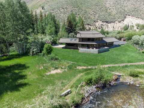102 Hyndman View Dr, Blaine County, ID 83333