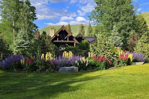 100 Fairway Rd, Sun Valley, ID 83353