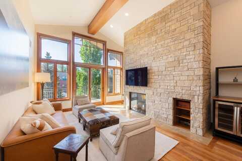 222 N 2ND Ave, Ketchum, ID 83340