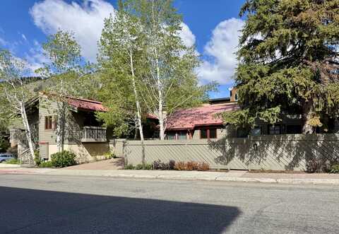 111 E 6th Ave, Ketchum, ID 83340
