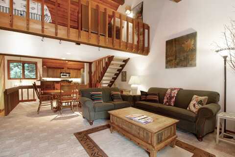 2778 Sunburst Condo Dr, Sun Valley, ID 83353